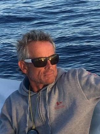 AU LARGE DE SAINT-TROPEZ 19