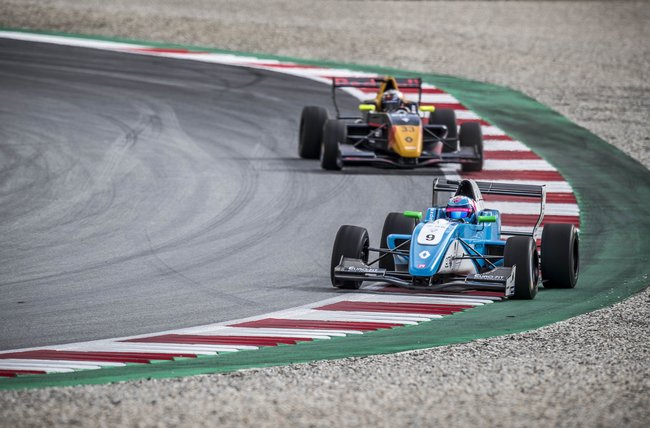 Max DEFOURNY s’offre la première pole en jeu au Red Bull Ring 2